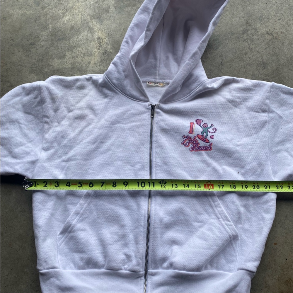 Roller Rabbit White Zip-Up Hoodie with Pink Design - Picture 7 of 9